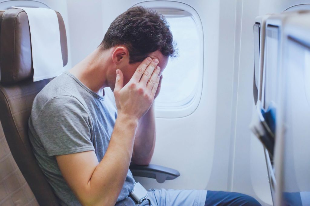 7 Ways to Beat Jet Lag on Long-Haul Flights